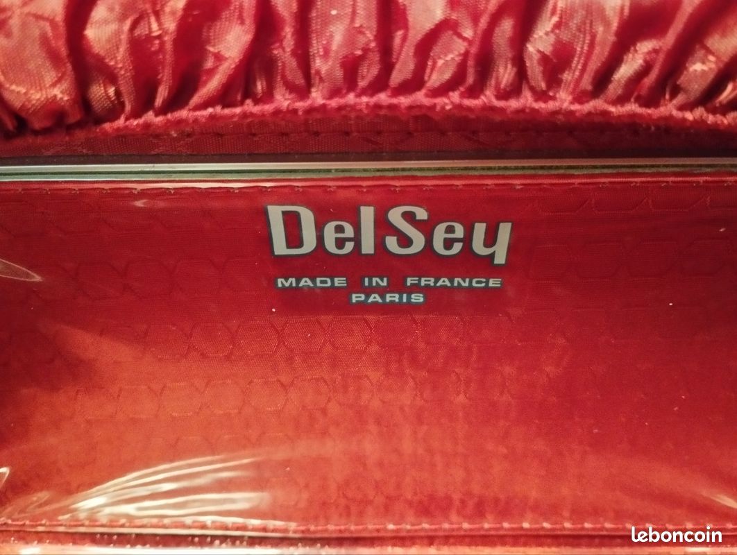 DELSEY - Vintage Vanity Case Dur - Rouge - Miroir