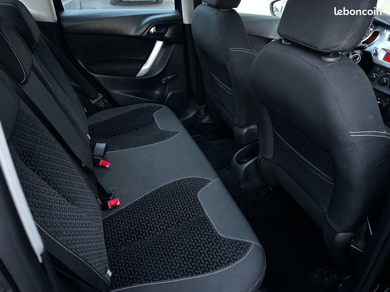 CITROEN C3 1.4 i 75 ch PREMIERE MAIN / DISTRIBUTION NEUVE (image 6)