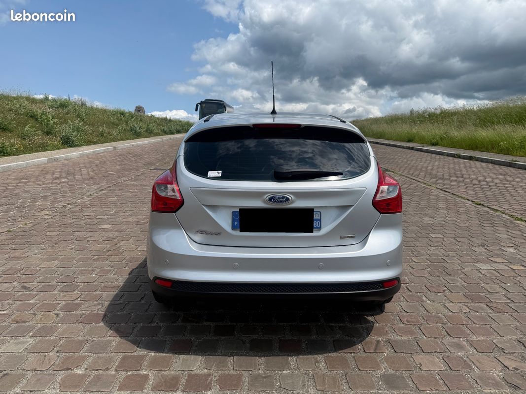 Ford focus 1.6 tdci 95cv pack titanium anne 2013 (image 4)