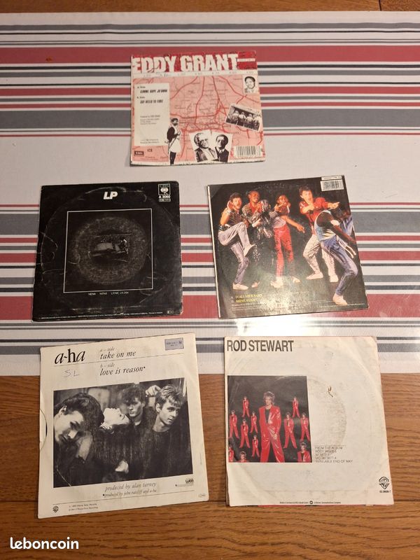 Lot de 5 disques 45 tours A HA Johnny Clémence Nena (image 2)