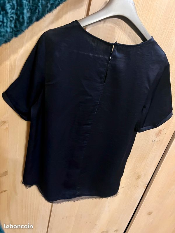 Blouse femme bleu nuit effet soie (image 2)