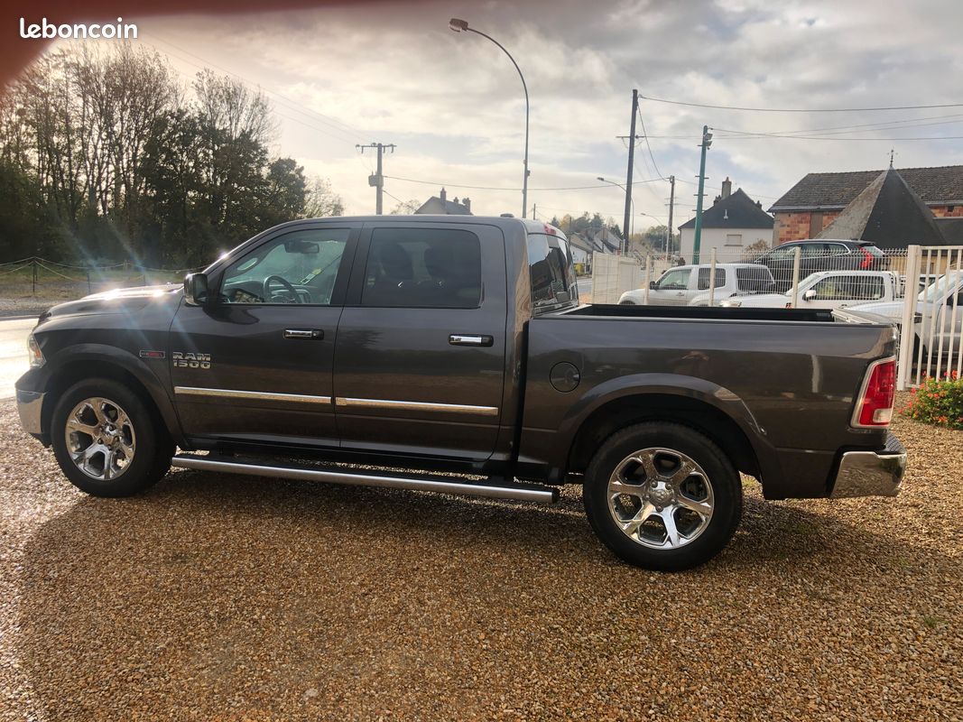 Très rare Dodge Ram 1500 4x4 DIESEL LARAMIE Full options (image 2)