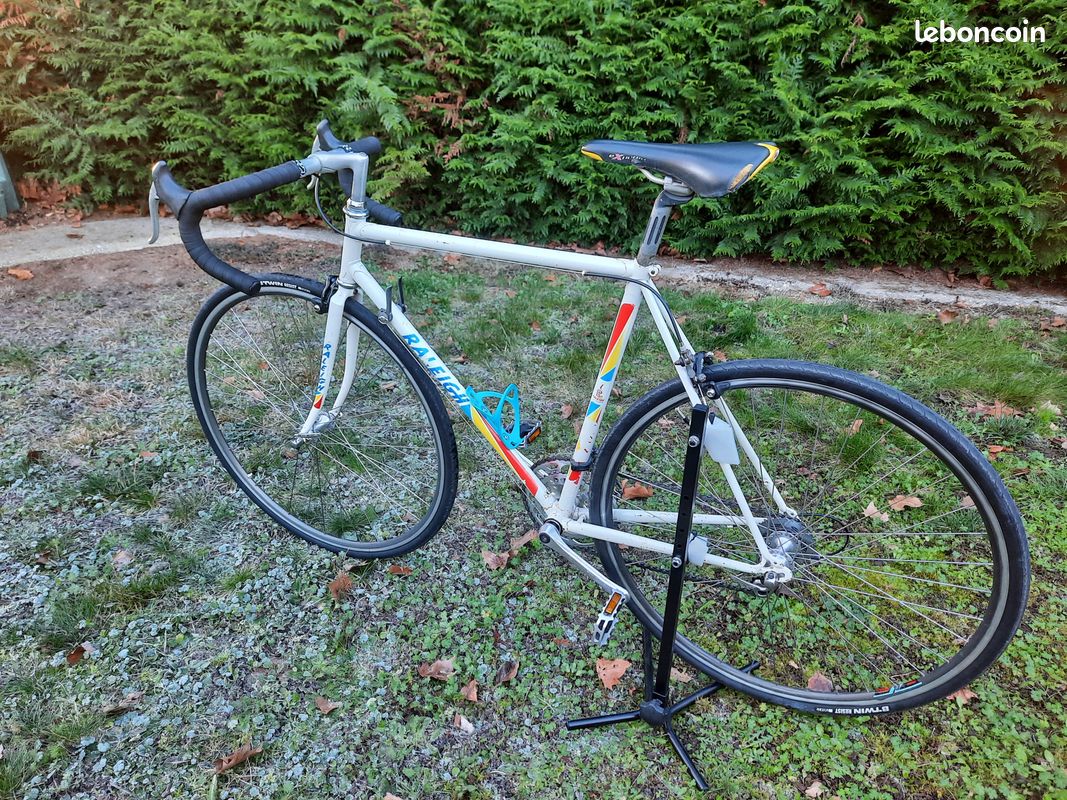 Chine Jeu de manivelles en carbone WheelTop pour vélo de route vélo de