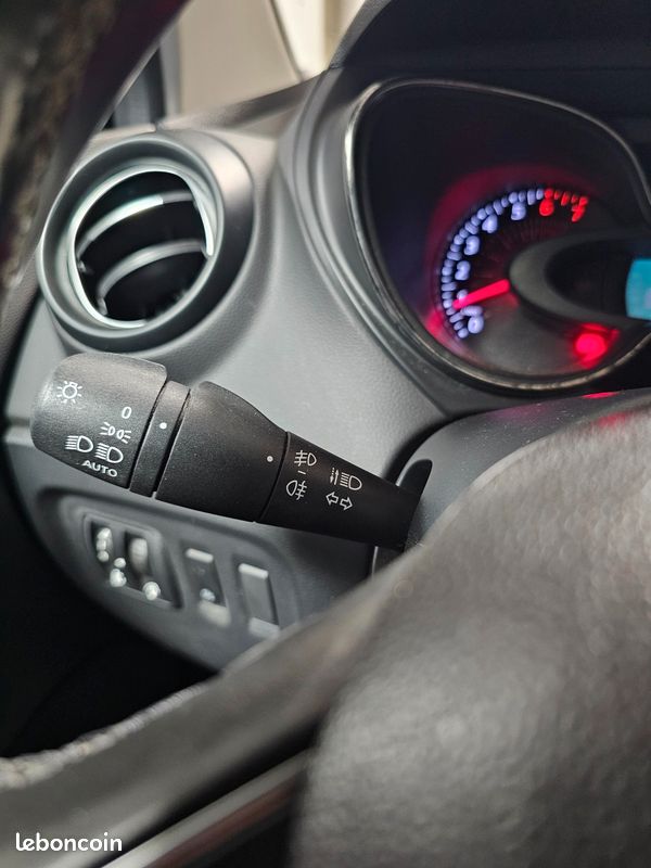 RENAULT CAPTUR 120 ENERGY INTENs (image 20)