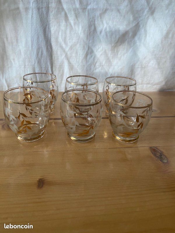 6 verres à digestif dorés (image 1)