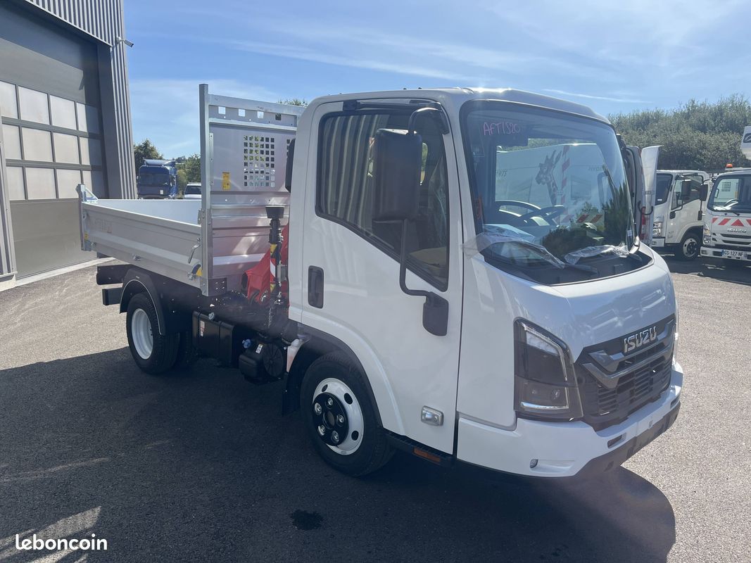 Isuzu m27 gen 2 benne + grue avec radio-commande (image 2)