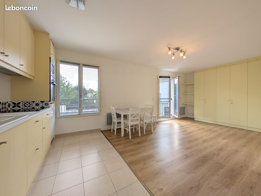 Appartement 1 pièce 30 m² · à Thoiry · 30 m² · 700 €