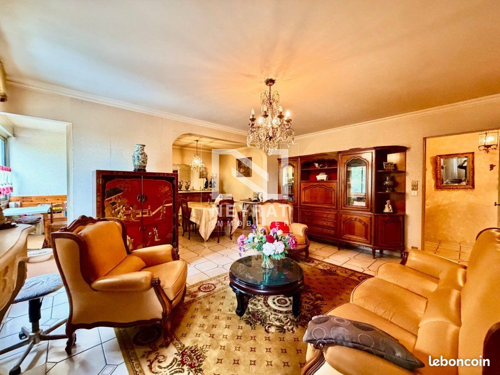 Appartement 5 pièces 116 m² · à Chalon-sur-Saône · 116 m² · 120 000 €