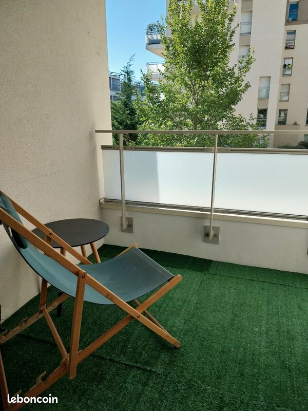 Appartement 1 pièce 28 m² · à Vaulx-en-Velin · 28 m² · 950 €