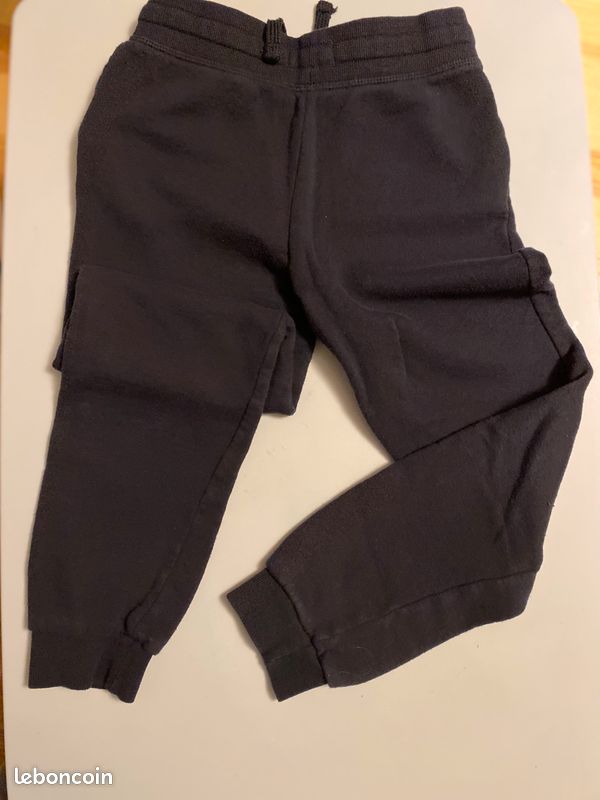 Pantalon De Jogging Primark Unisexe Taille 34 – Occasion Bon état, Rouge, Style 3 En 1