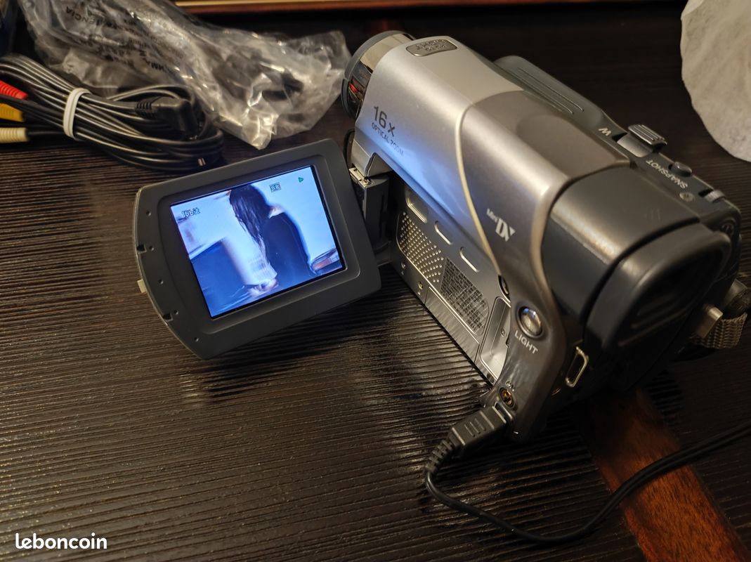 VIDEOCAMERA JVC MINI Dv Non Funziona EUR 20,00 - FR