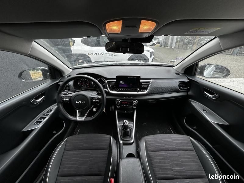 Kia Stonic 1.0 T-GDi 120ch MHEV GT Line (image 11)