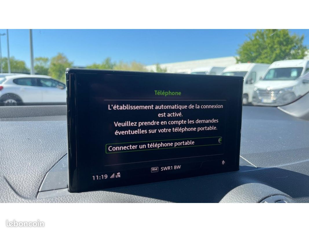AUDI Q2 1.4 TFSI ESSENCE 150 BVA S Line - CAMERA DE RECUL / SIEGES CHAUFFANTS / BLUETOOTH (image 34)