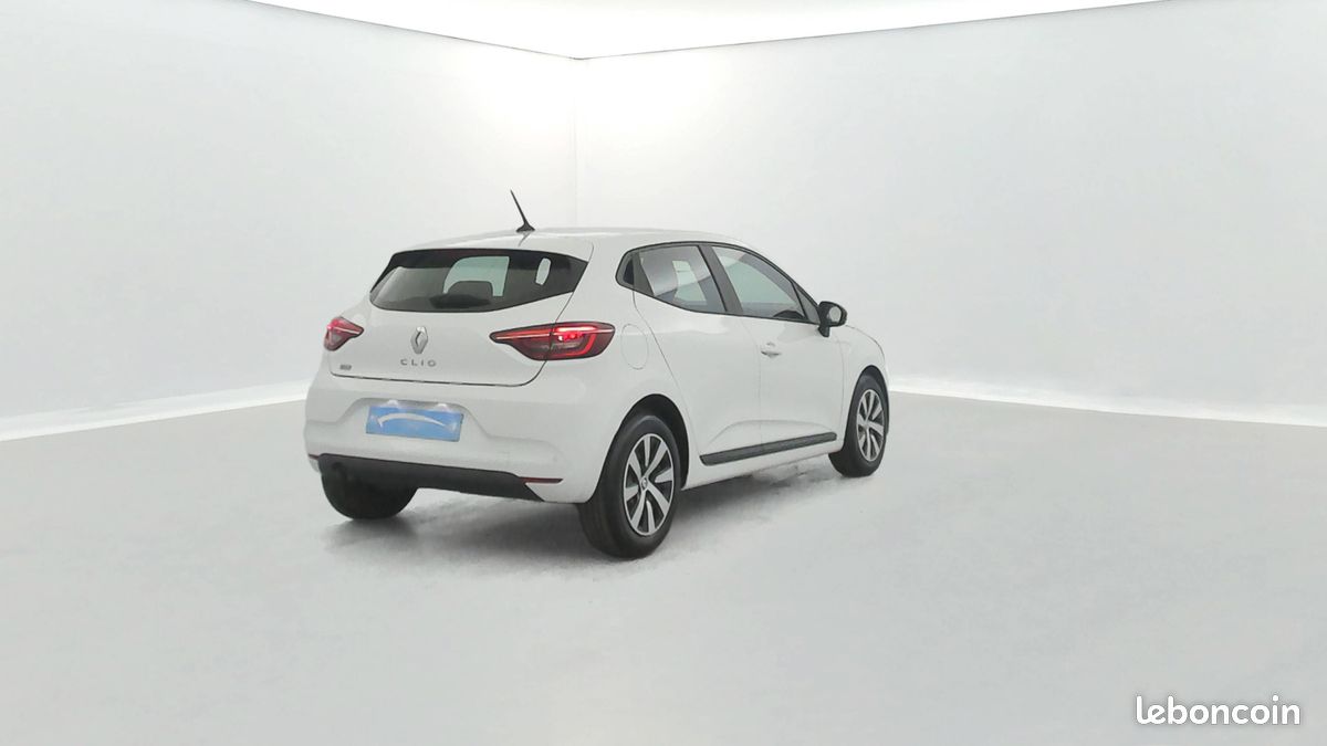 RENAULT Clio TCe 90 Equilibre (image 5)