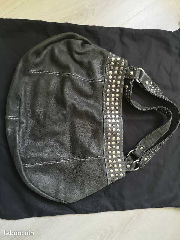 Sac en cuir clouté Caroll (image 4)