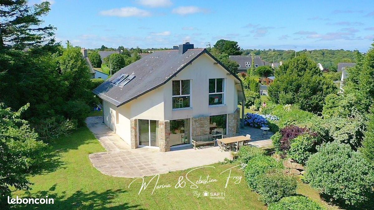 Maison 6 pièces 180 m² · à Trévou-Tréguignec · 180 m² · 640 000 €