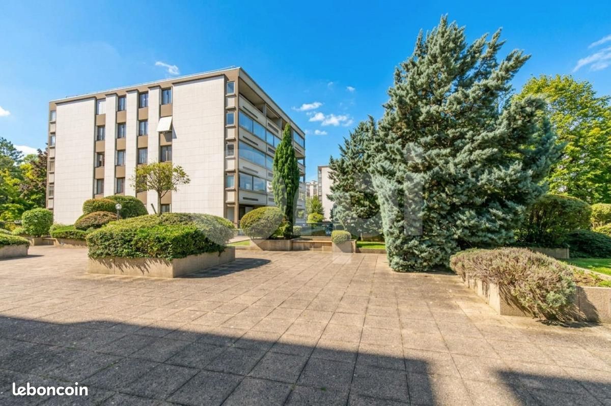 Appartement 5 pièces 102 m² · à Sucy-en-Brie · 102 m² · 287 000 €