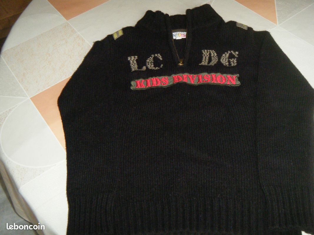 Pull garçon 5 ans (image 1)