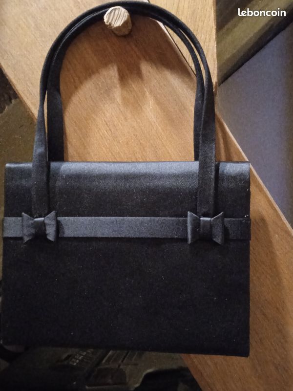 NEUF Superbe petit sac de soirée (image 2)