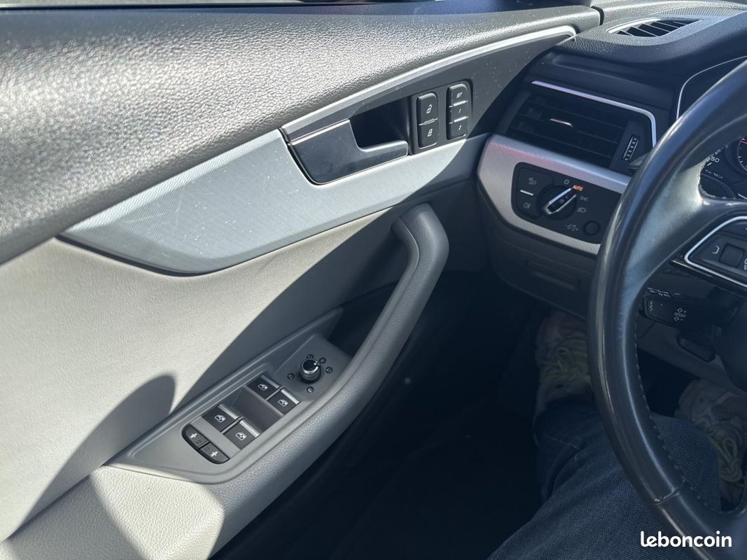 AUDI A5 Sportback 2.0 TDI - 190 2 Design Luxe (image 33)