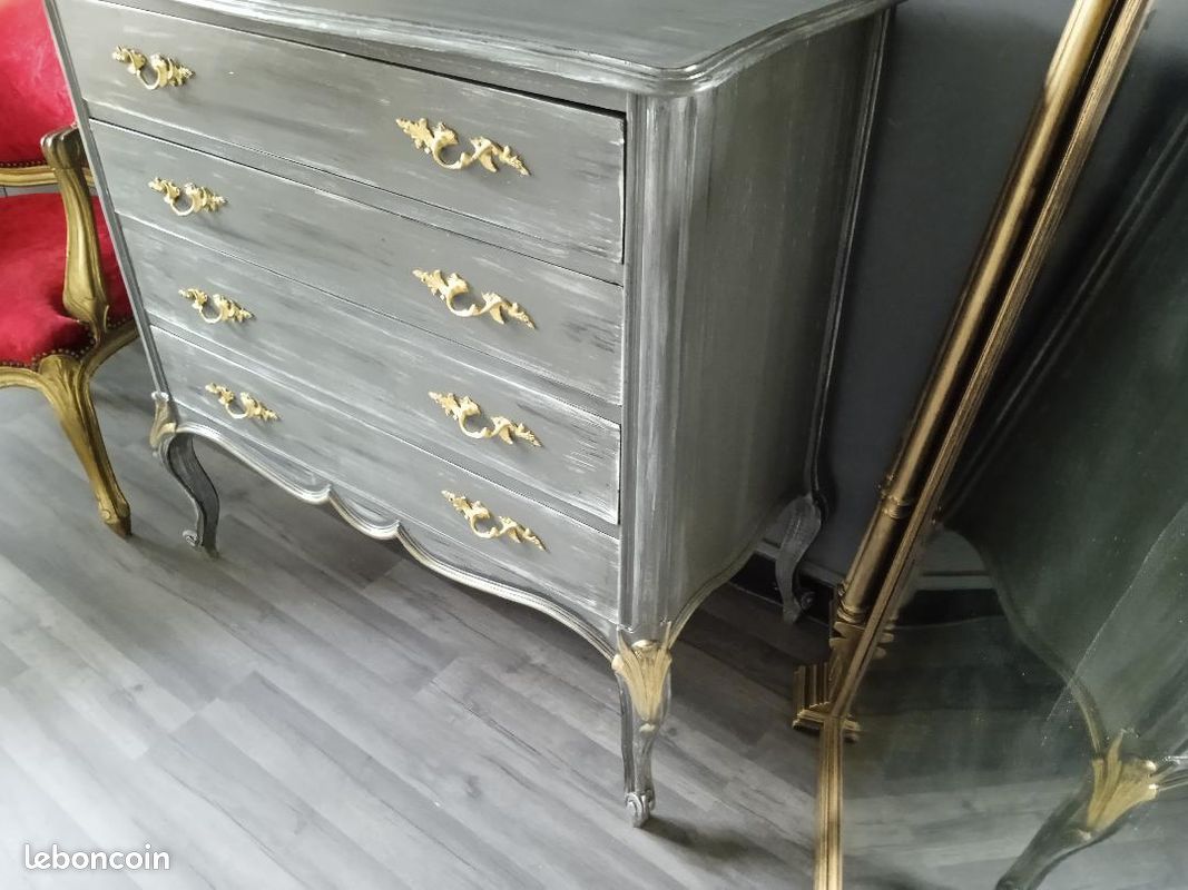 Commode patinée style Louis XV (image 9)