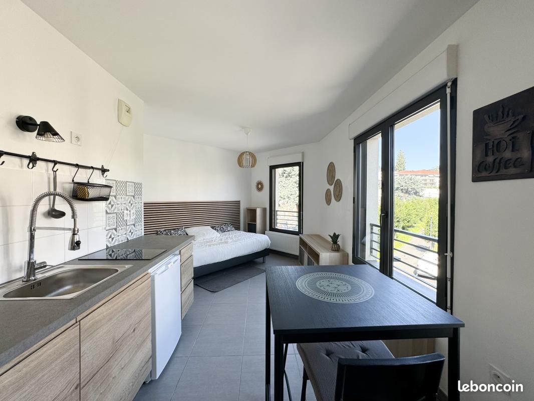 Appartement 1 pièce 28 m² · à Chamalières · 28 m² · 535 €/mois