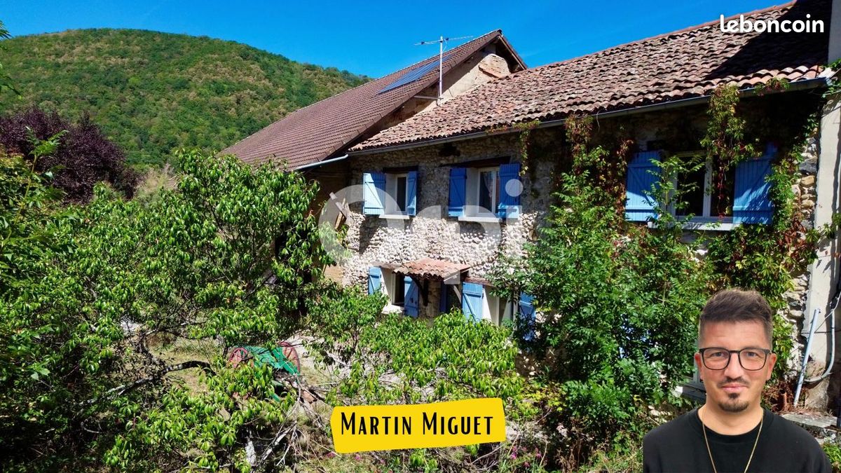 Maison 6 pièces 228 m² · à Massieu · 228 m² · 349 000 €