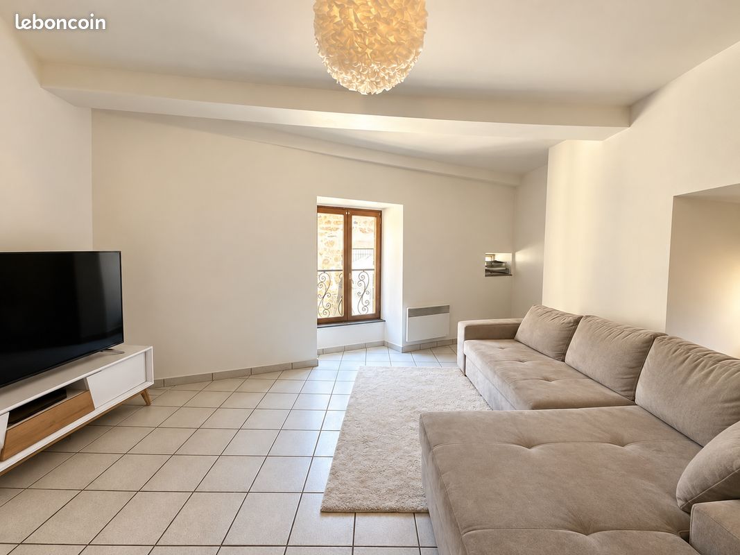 Appartement 3 pièces 74 m² · à Chanonat · 74 m² · 630 €/mois