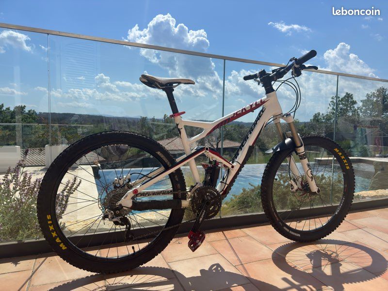 VTT Cannondale Jekyll tout suspendu – Shimano XT / freins à disque (image 1)