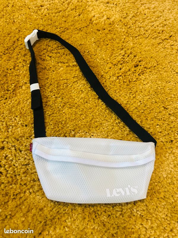 Banane sac Levi's Levis en plastique blanc neuve Accessoires