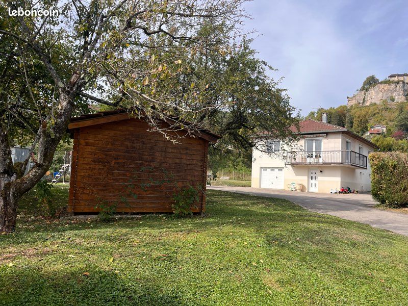 Maison 5 pièces 100 m² · à Ornans · 100 m² · 283 000 €