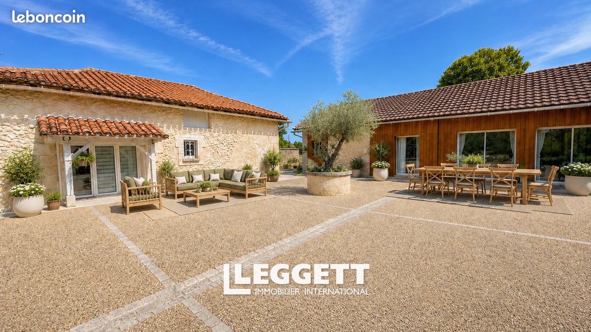 Maison 7 pièces 224 m² · à Montrem · 224 m² · 439 000 €
