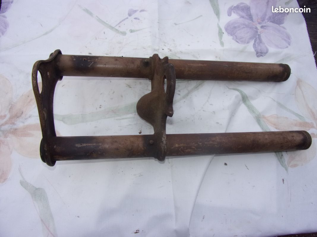 Fourche Motobécane D45 (image 2)
