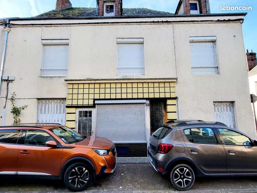 Maison 8 pièces 207 m² · à Gien · 207 m² · 159 000 €