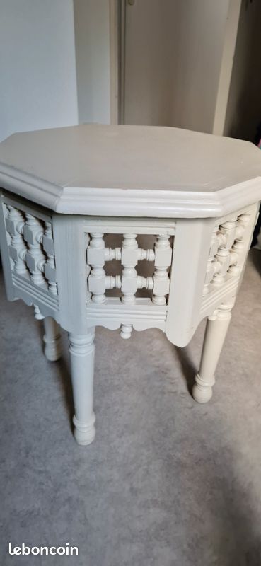 Table orientale artisanale (image 1)
