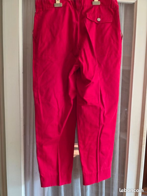 Pantalon rouge taille 44 en coton épais avec des grandes poches (image 2)