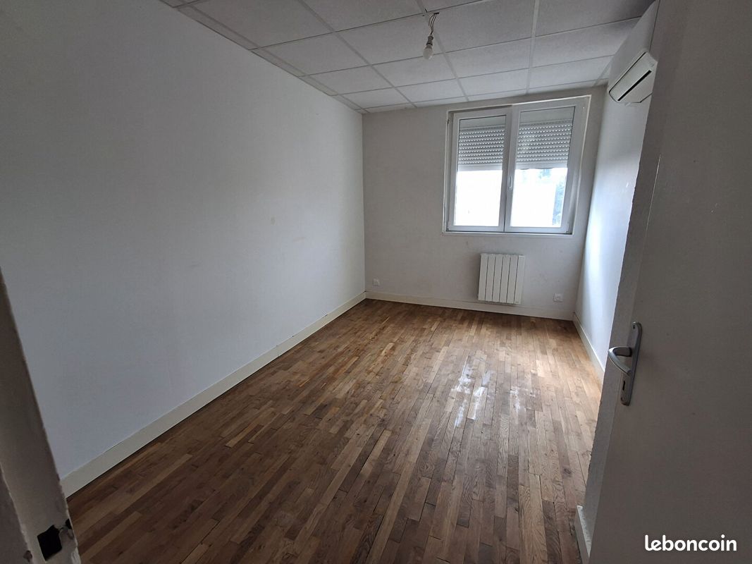 Appartement 4 pièces 74 m² · à Gray · 74 m² · 465 €/mois
