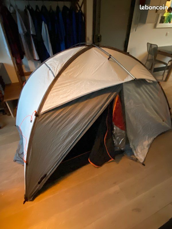 large party tent EROMMY 20x30 FT Outdoor with expandable sidewall (sold separately), Heavy Duty Weekend Canopy with Carry Bags, 480GSM PVC Tent for five Duty Galvanized Frame】Equipped with Option:Low Bridge Fit XL Dusk Portal Boss SY-1 Synthesizer
