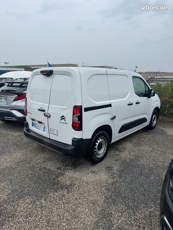 CITROEN BERLINGO BlueHDI 100 (image 4)