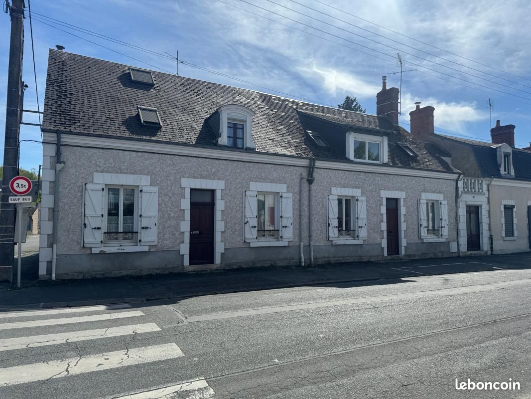 Local commercial 320 m² · à Vierzon · 320 m² · 152 000 €