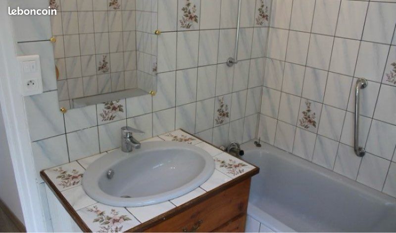 Appartement 3 pièces 52 m² · à Chantilly · 52 m² · 830 €