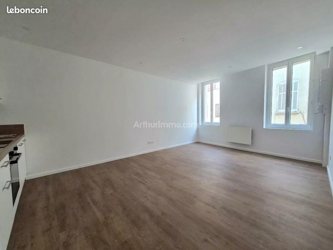 Appartement 3 pièces 80 m² · à Callas · 80 m² · 155 000 €