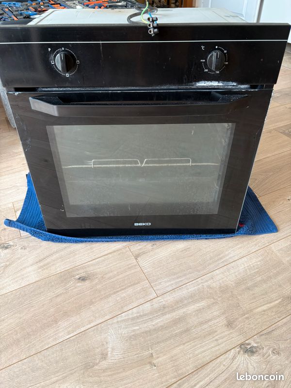 Four encastrable Beko (image 1)