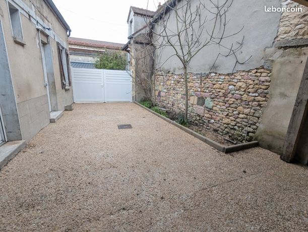 Maison charmante de ville a louer