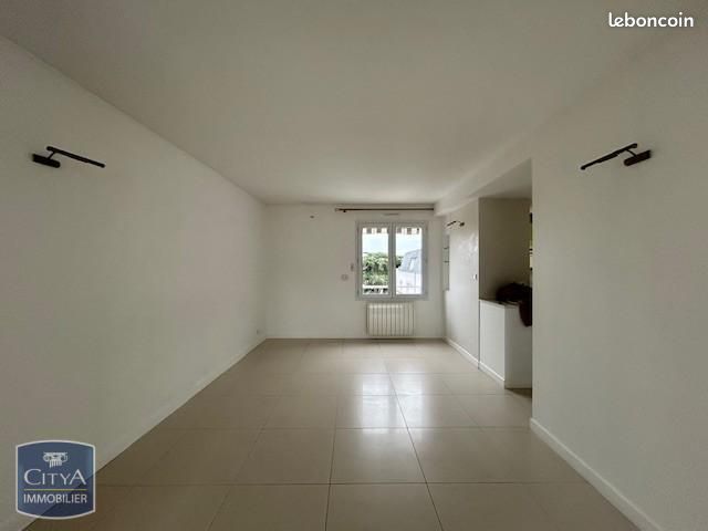 Appartement a louer poitiers - 3 pièce(s) - 117 m2 - Surfyn