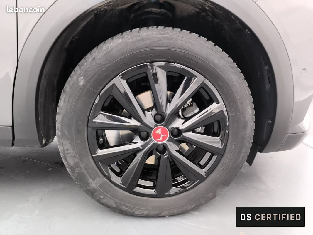 DS DS3 Crossback PureTech 130 EAT8 Performance Line (image 9)