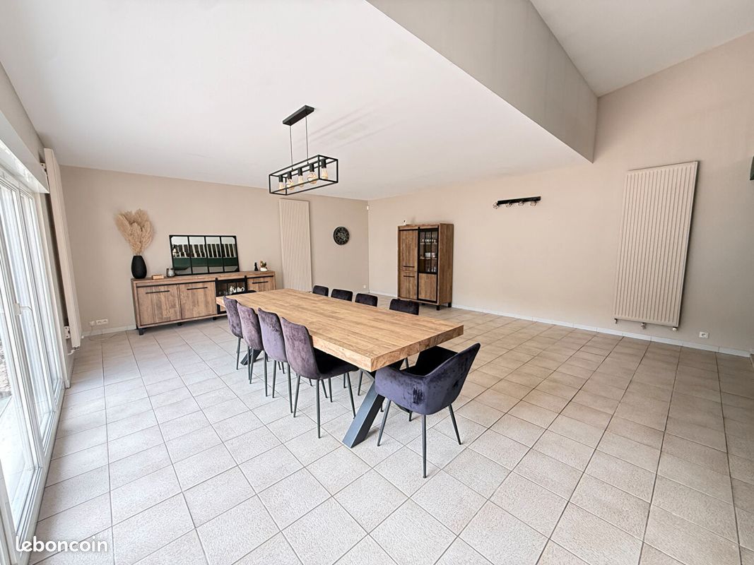 Maison 7 pièces 170 m² · à Wadelincourt · 170 m² · 225 700 €