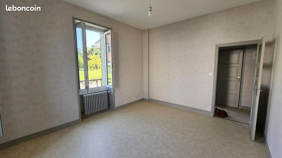 Appartement 1 pièce 25 m² · à Clermont-Ferrand · 25 m² · 449 €
