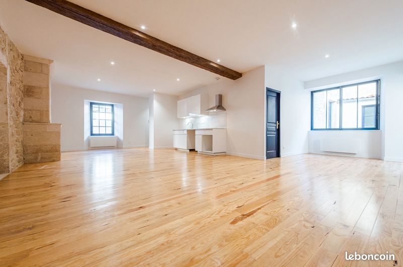 Appartement 3 pièces 95 m² · à Niort · 95 m² · 800 €/mois