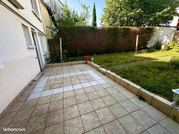 Maison de ville 6 pièces 108 m² — 12